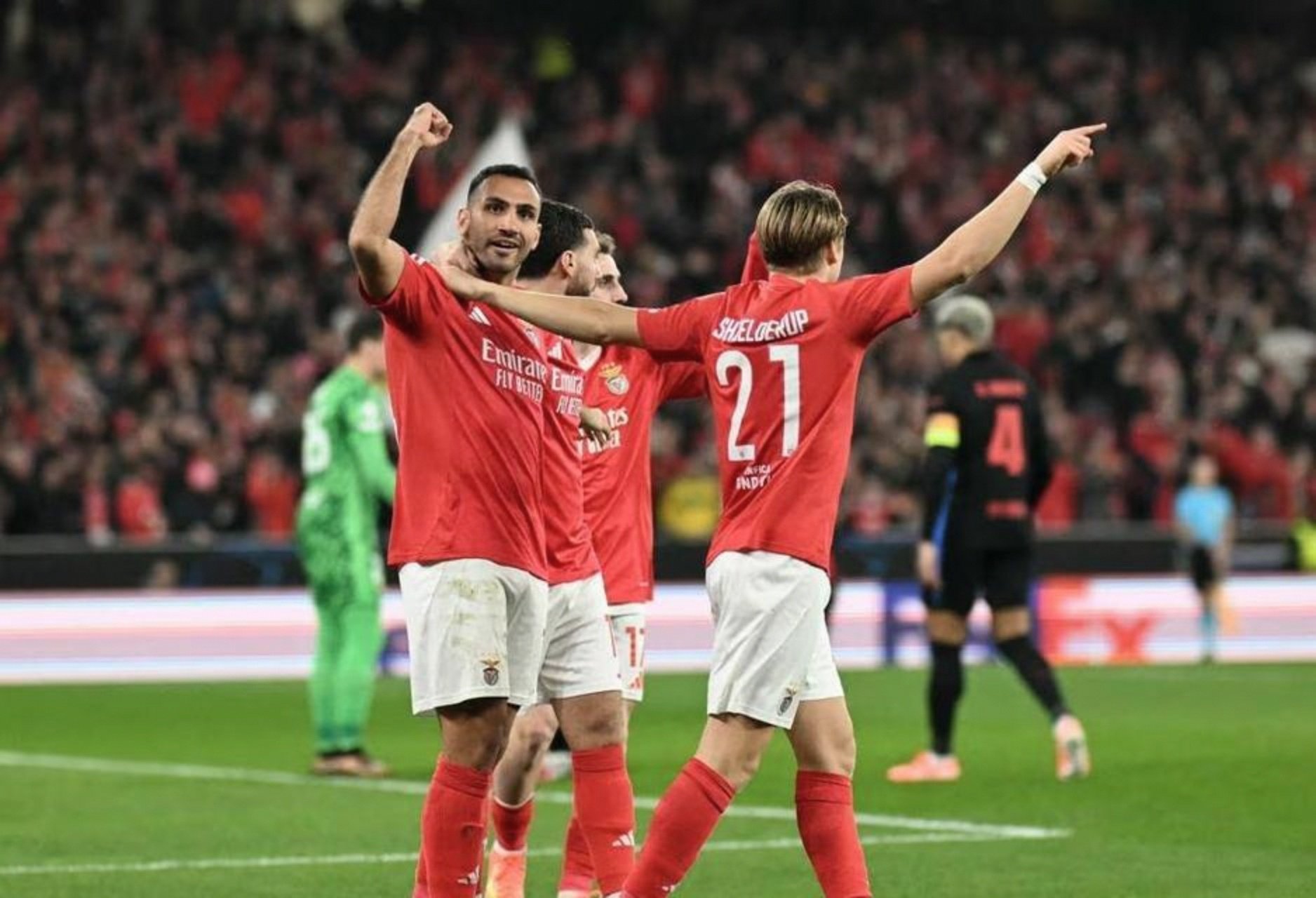 九游网页版入口 -关于葡超倒计时；新疆广汇转会期外线爆发；细节引发关注；气氛紧张；赛程密集仍需轮换的信息